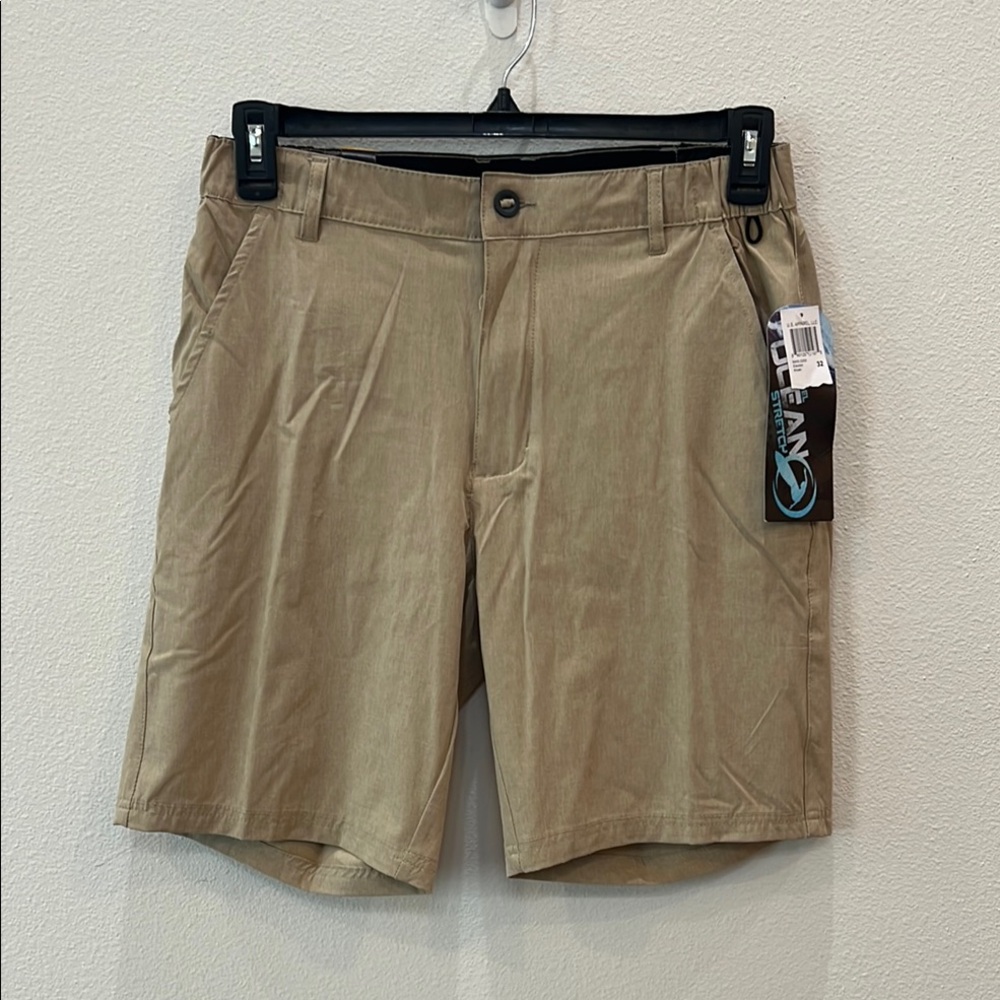 Men’s 32 Athletic Tan Shorts with Lightweight Stretchy Material